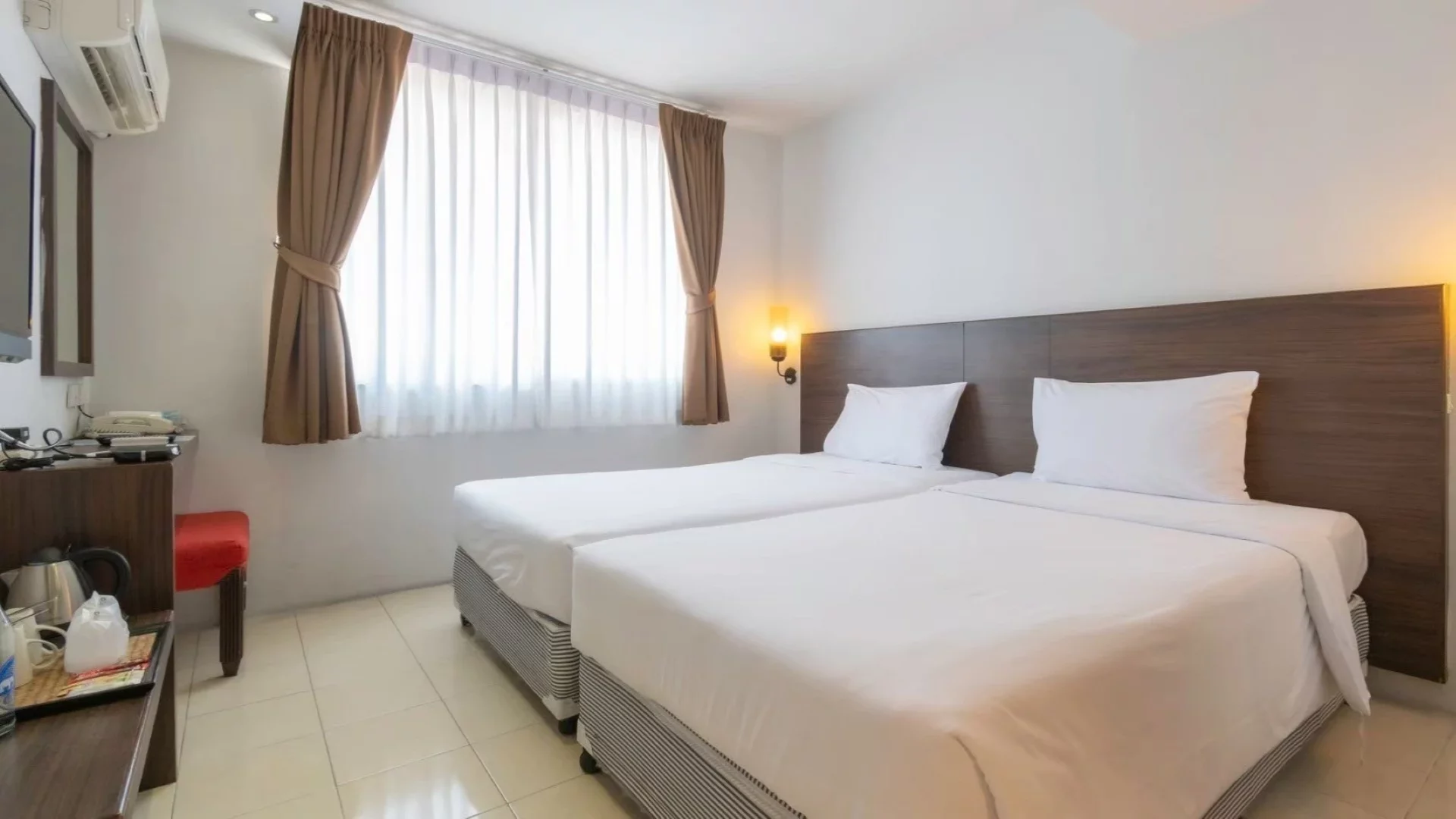 Pas Cher Hotel